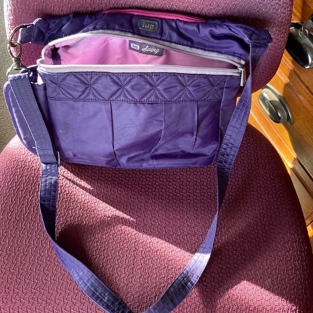 Women Lug crossbody bag